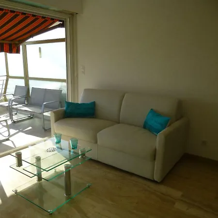 Apartament Le Chantilly *